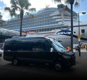 Private transfers to cruise terminal Vancouver in luxury sedan
